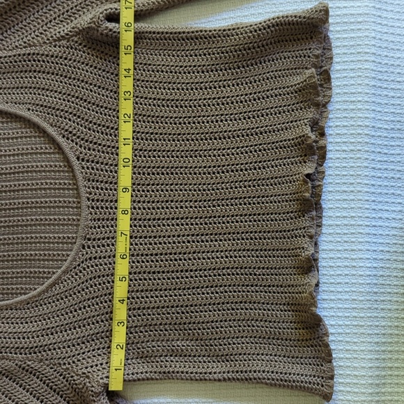 Abercrombie & Fitch Cropped Crochet Knit Sweater Small - Picture 8 of 11